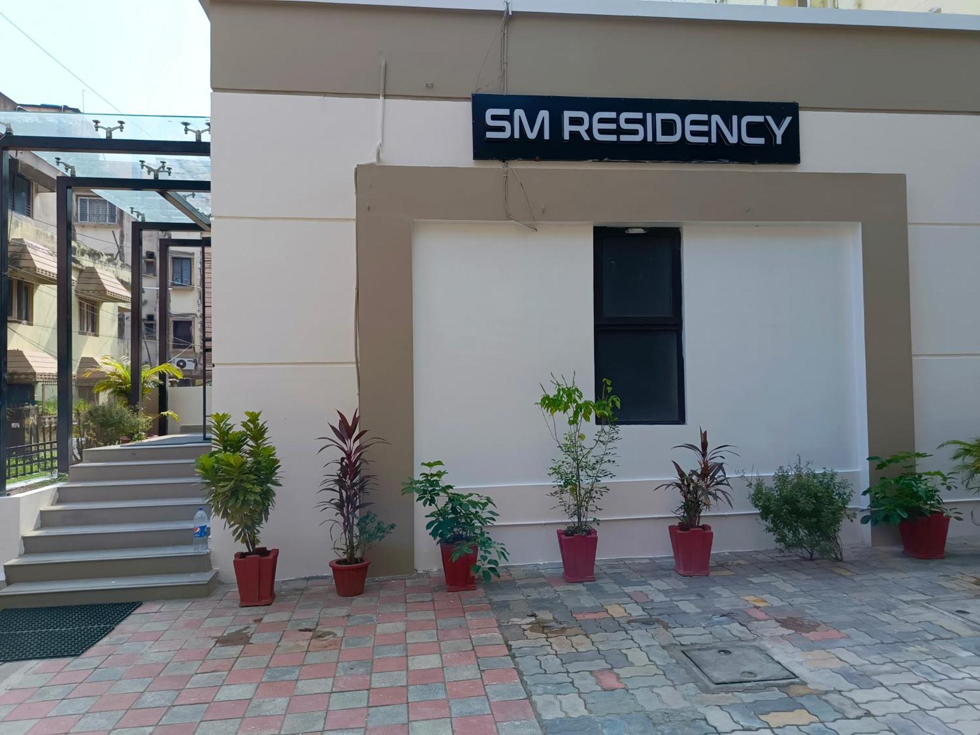 Sm Residency Hotell Bhubaneswar Exteriör bild